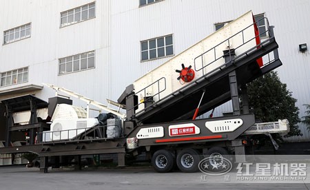 車載流動錘式破碎機多少錢？產(chǎn)量多高？