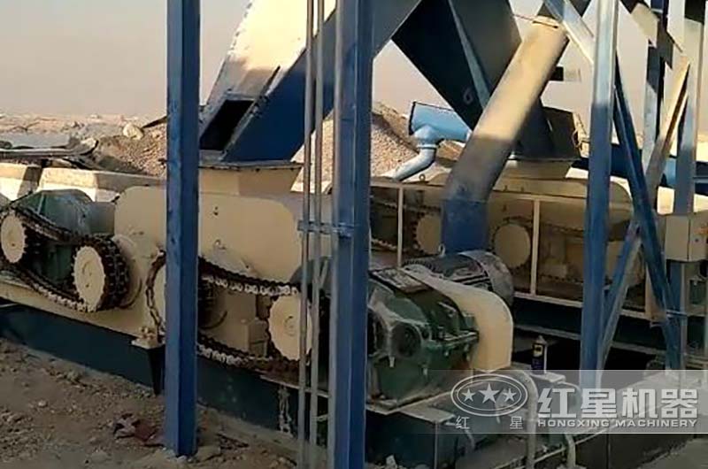 齒輥破碎機處理煤炭現(xiàn)場 齒輥破碎機處理煤炭現(xiàn)場