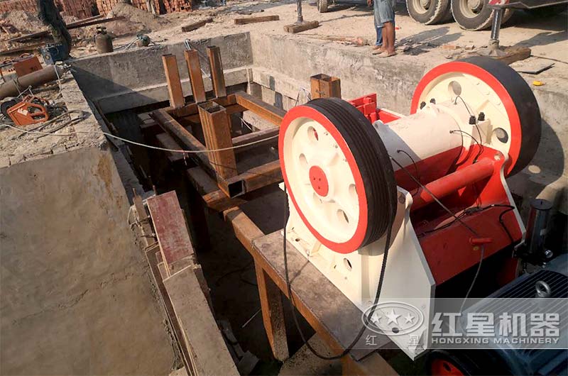 PE 250x400現(xiàn)場(chǎng)安裝 PE 250x400現(xiàn)場(chǎng)安裝