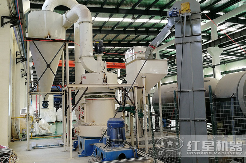 超細立式磨粉機環(huán)?，F場