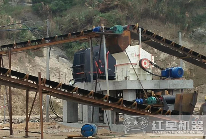 細(xì)碎機制砂現(xiàn)場