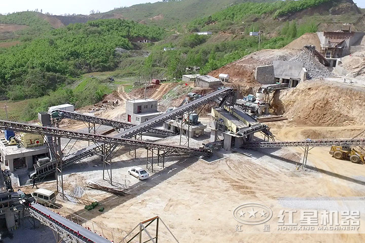 時產(chǎn)200石子破碎機生產(chǎn)現(xiàn)場，可就近安排參觀