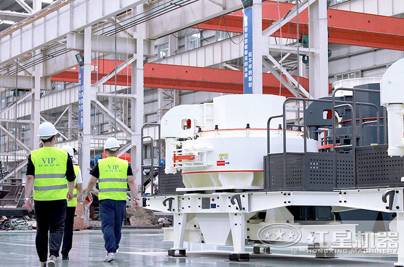 客戶(hù)下單之前來(lái)廠參觀，工程師全程陪伴講解